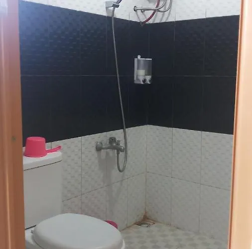 Seventeen homestay syariah Bandung
